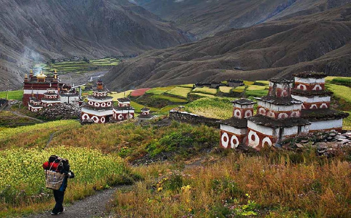 5-Best-Hiking-Hill-Stations-for-Families-in-Uttarakhand