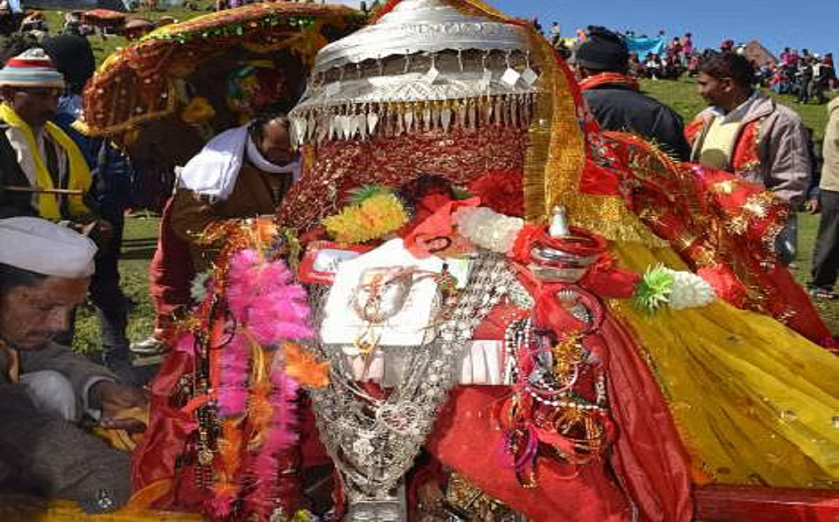 nanda-devi-54060d9d85075_exlst