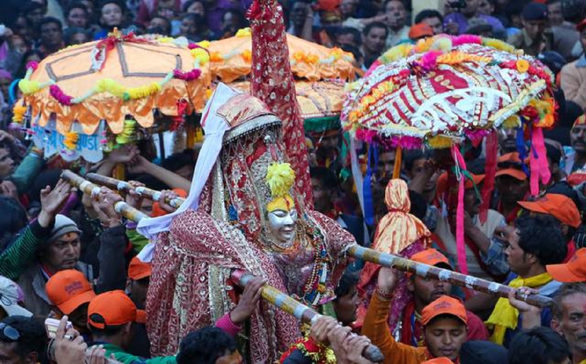 nanda-devi-raj-jat-yatra-dev-doli